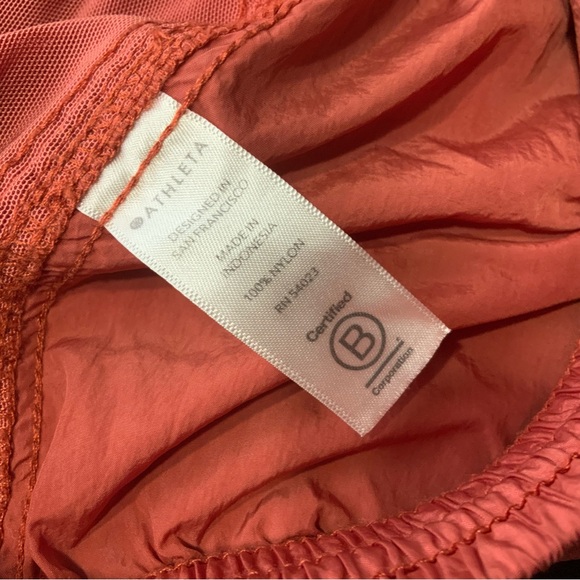 Athleta Expedition Shorts Burnt Orange Shorts. Women’s Size 6. - Picture 5 of 6